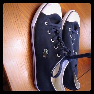 Lacoste 8.5 women's navy blue sneaker
